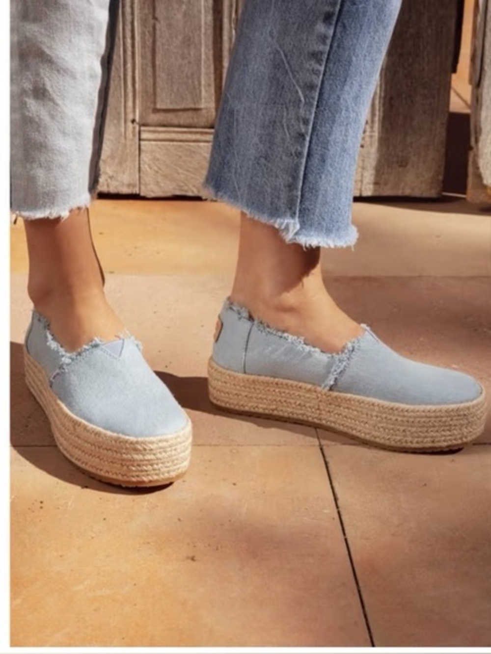 TOMS Valencia Frayed Denim Platform Espadrille Slip-Ons Blue - Size 8.5